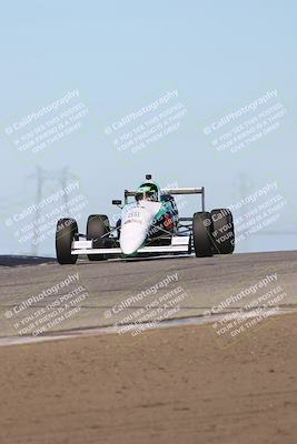 media/Oct-26-2025-CalClub SCCA (Sun) [[8ce1e69566]]/Group 3/Grapevine/